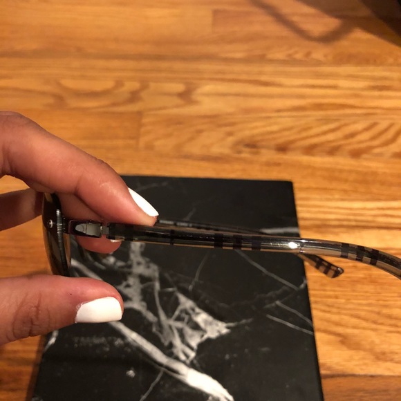 Vintage Burberry Sunglasses - Picture 2 of 8